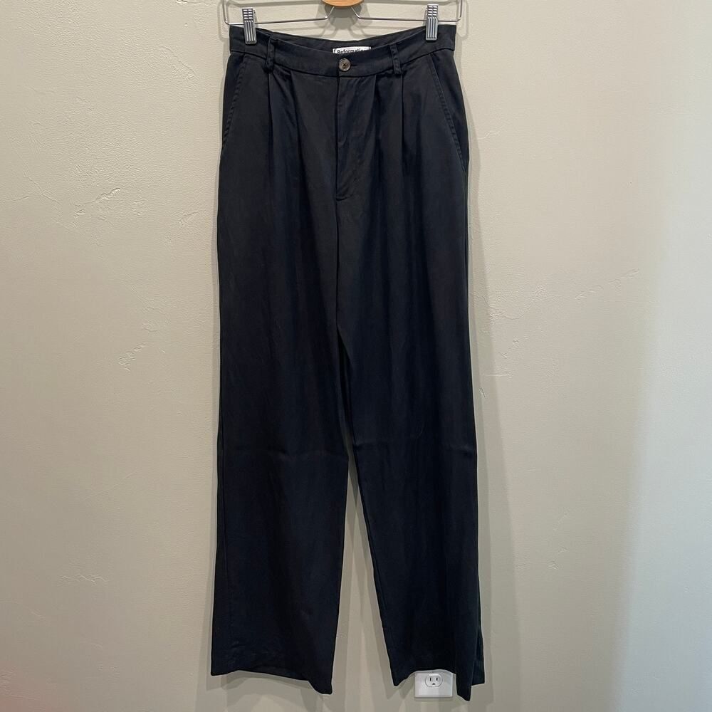 Reformation Mason Wide Leg Pleated Chino Pant in Black - Size: 4
